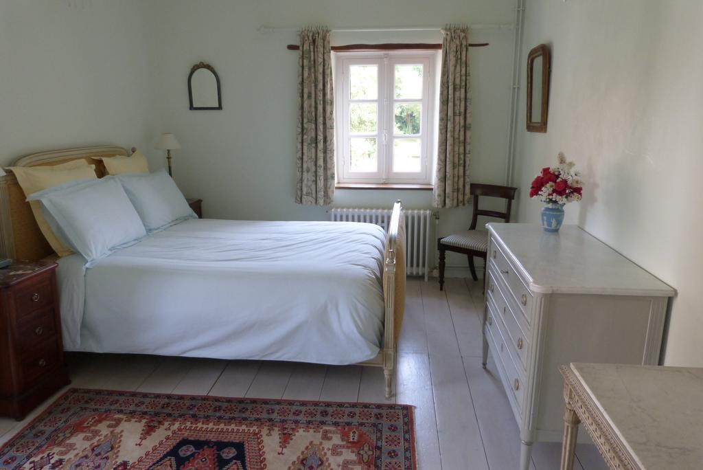 Bed and Breakfast Au Pontmevault Miniac-Morvan Екстер'єр фото